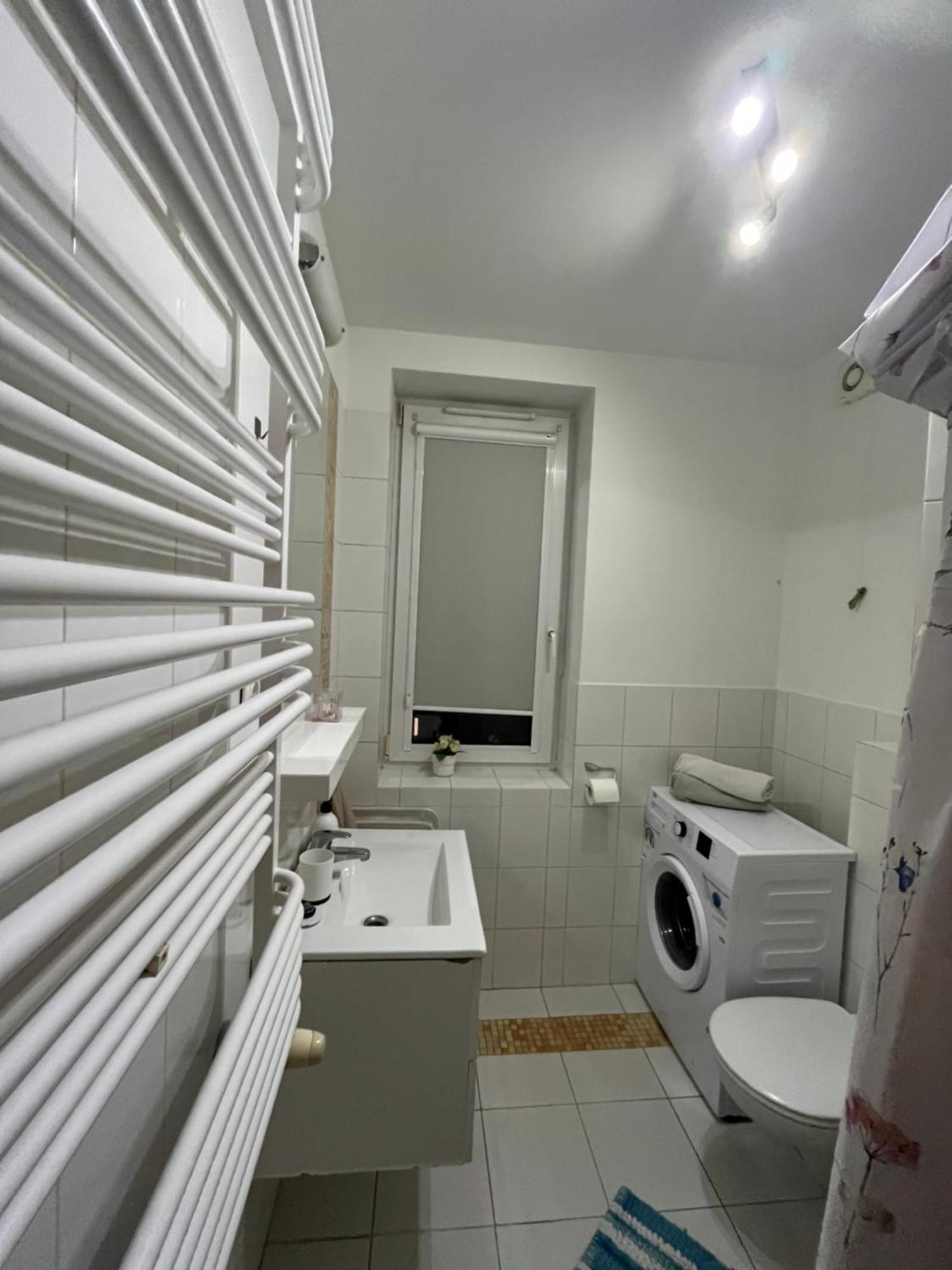 Apartamenty 2-Pokojowe Przy Molo Z Balkonami Gdyně Exteriér fotografie